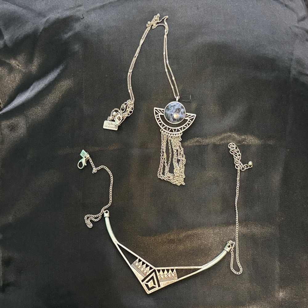 American Eagle Outfitters Silver blue Necklace Set